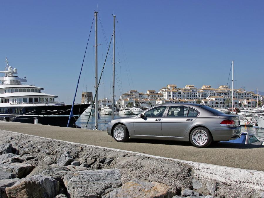  BMW 750Li (E66) 2005 года  (WW) (фото 41 из 41)